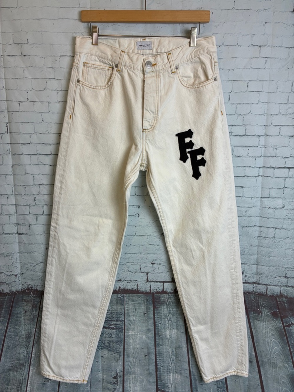 Family First Milano Men Logo Jeans White Black 32” X 32” Italian Preppy Summer